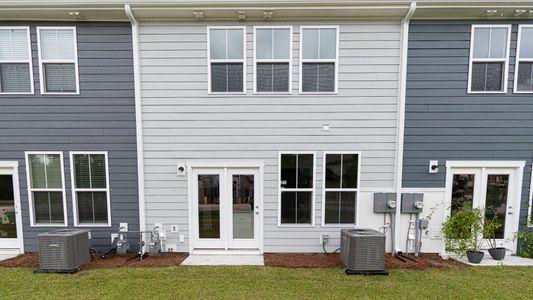 New construction Townhouse house 413 Trotters Ln, Moncks Corner, SC 29461 null- photo 3 3