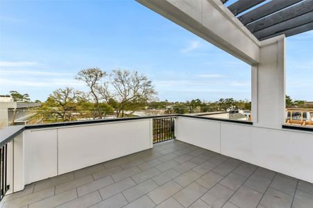 New construction Single-Family house 806 Fisher St, Unit F, Houston, TX 77018 - image 2