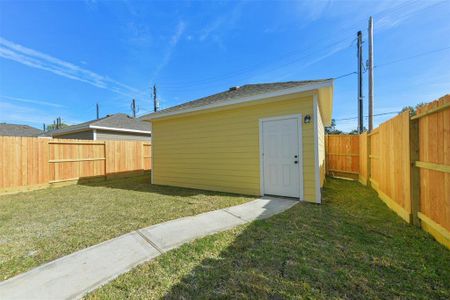 New construction Single-Family house 2515 S Houston Ave, Pearland, TX 77581 null- photo 32 32