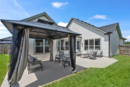 New construction Single-Family house 1218 Hidden Oaks Dr, Tomball, TX 77375 plan Portico - image 3