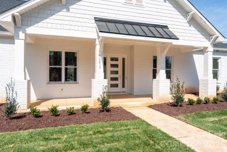 New construction Single-Family house 12817 Mayes Rd, Huntersville, NC 28078 - image 3