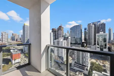 New construction Condo house 239 Sw 9Th St, Unit 2304, Miami, FL 33130 - image