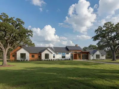 New construction Single-Family house 906 Moonlight Bay Dr, Spicewood, TX 78669 - image