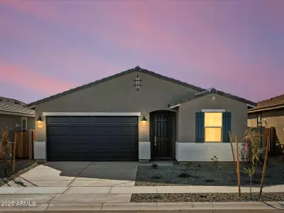 New construction Single-Family house 15809 W Gray Fox Trl, Surprise, AZ 85387 plan Leslie - image
