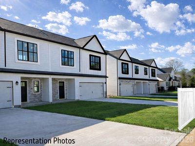 New construction Townhouse house 1220 N Sharon Amity Rd, Charlotte, NC 28211 - image