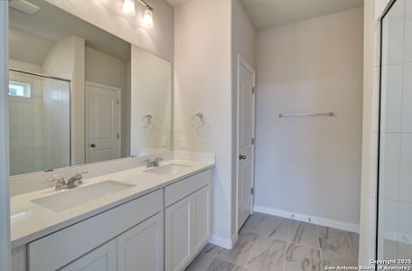 New construction Single-Family house 1840 Heritage Maples, New Braunfels, TX 78132 plan Enclave Series - Bali - image