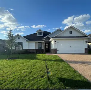 New construction Single-Family house 10029 Braided Briar Ln, Waco, TX 76712 - image