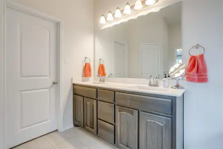 New construction Single-Family house 907 Beverly Dr, Cleburne, TX 76033 plan Concept 1991 - image 8