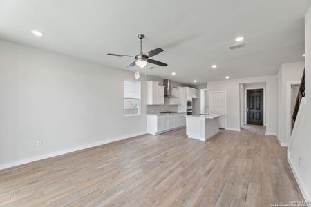 New construction Single-Family house 235 Ryan Xing, San Antonio, TX 78253 Alto- photo 12 12