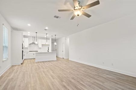 Photo of Pulte home with same floor plan, not of actual home listed.