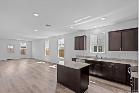 New construction Single-Family house 5134 Flight Sail, San Antonio, TX 78245 plan Hewitt - image 7