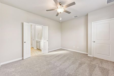 New construction Single-Family house 944 Sun Grove Trl, Georgetown, TX 78628 Olympic- photo 15 15