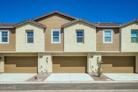 New construction Townhouse house 8149 E Petunia Ave, Unit 1079, Mesa, AZ 85212 plan Verdin Plan 102D - image