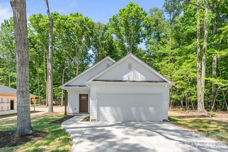 New construction Single-Family house 2123 Woodhurst Ln, Albemarle, NC 28001 - image