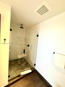 New construction Condo house 398 Ne 5Th St, Unit 1710, Miami, FL 33132 null- photo 8 8