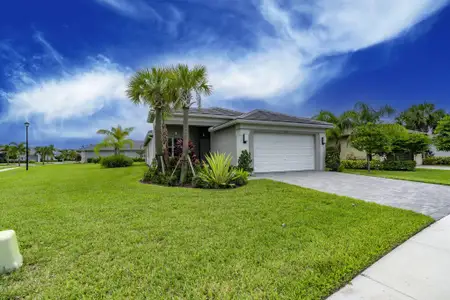 New construction Single-Family house 13312 Sw River Rock Rd, Port St. Lucie, FL 34987 - image