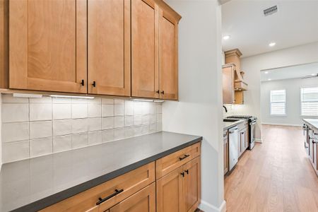 New construction Single-Family house 2519 S Houston Ave, Pearland, TX 77581 - image 12