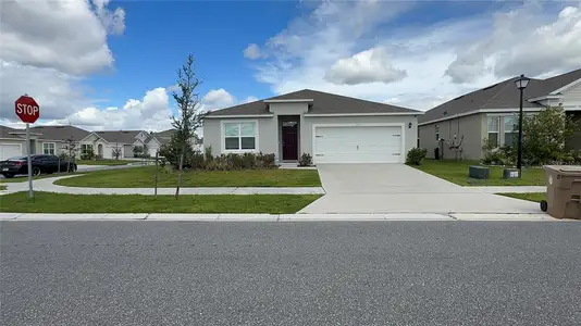New construction Single-Family house 1601 Oak Reserve Dr, Kissimmee, FL 34744 - image
