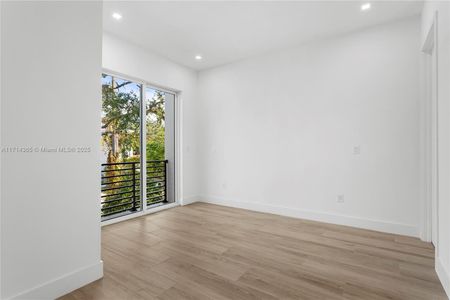 New construction Townhouse house 3164 Plaza St, Miami, FL 33133 null- photo 16 16