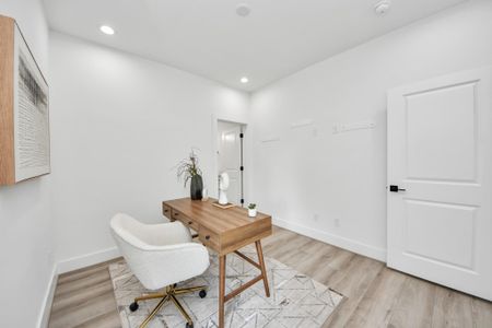 New construction Single-Family house 7729 Hammerly Blvd, Houston, TX 77055 - image 14