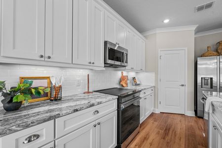 New construction Single-Family house 7251 Heuermann Rd, San Antonio, TX 78256 plan The Lancaster - image 14