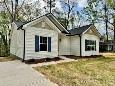 New construction Single-Family house 818 Pine Hill Dr, Granite Quarry, NC 28146 - image