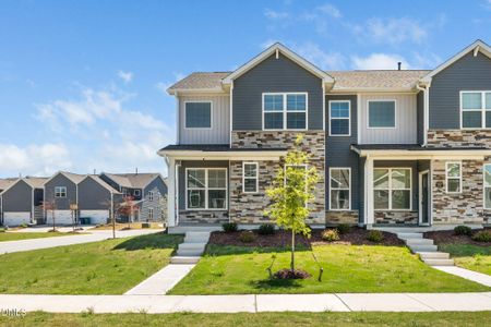 New construction Townhouse house 725 Andrade Dr, Fuquay Varina, NC 27526 - image