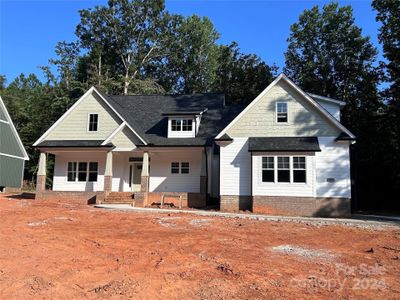 New construction Single-Family house 5025 Oconee Drive, Stanley, NC 28164 - photo 0