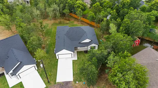 New construction Single-Family house 108 Keahi Ct, Bastrop, TX 78602 - image