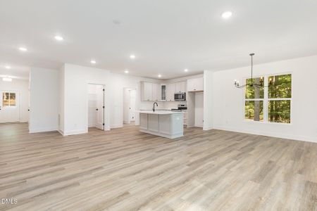 New construction Single-Family house 3260 Yorkshire Cir, Sanford, NC 27332 - image 7