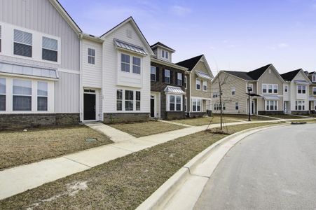 New construction Townhouse house 105 Pine Gate Dr, Summerville, SC 29483 - image