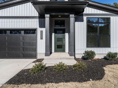 003-1280x960-front-porch