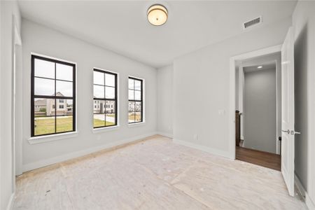 New construction Single-Family house 1705 Bologna Ln, Houston, TX 77055 - image 9