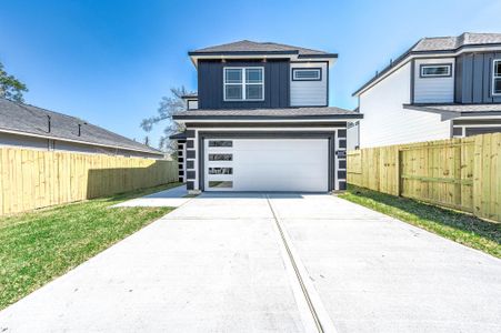 New construction Single-Family house 8602 Hoffman St, Houston, TX 77016 - image