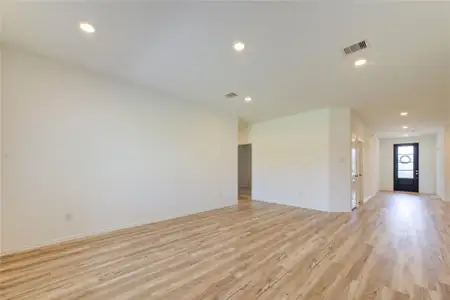 New construction Single-Family house 2928 Tantara Dr, Katy, TX 77493 plan Chrysanthemum - image