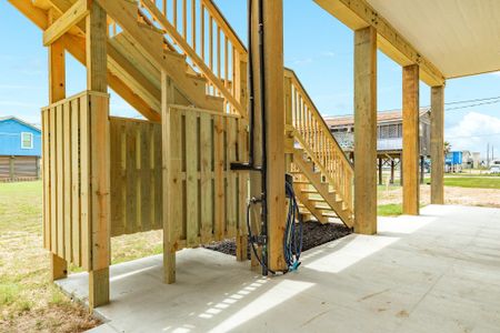 New construction Single-Family house 1106 White Cap Dr, Surfside Beach, TX 77541 - image
