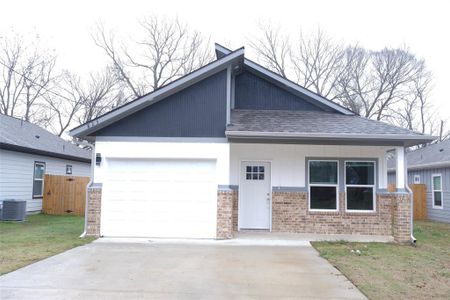 New construction Single-Family house 823 Edgar St, Greenville, TX 75401 - image