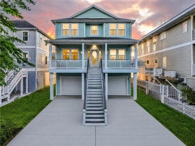 New construction Single-Family house 1515 Bayou Shore Dr, Galveston, TX 77551 - image