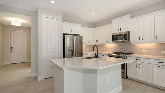 New construction Single-Family house 18131 Franklin Park Ct, Venice, FL 34293 - image 3