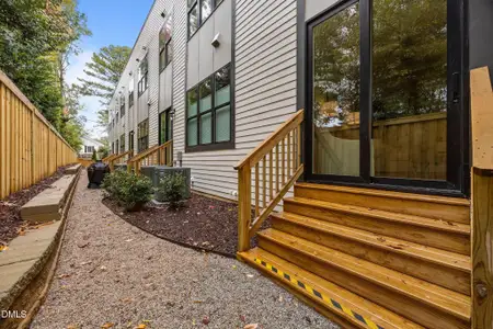 New construction Condo house 811 Maple Berry Ln, Unit 105, Raleigh, NC 27607 - image