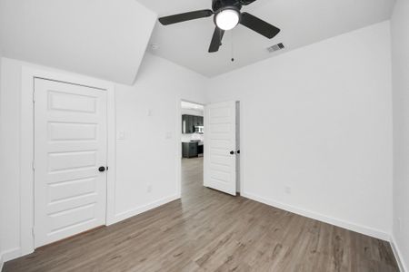 New construction Single-Family house 7312 Wileyvale Dr, Unit A, Houston, TX 77016 - image 9