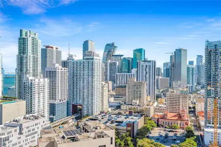 New construction Condo house 121 Ne 5 St, Unit 3005, Miami, FL 33130 - image