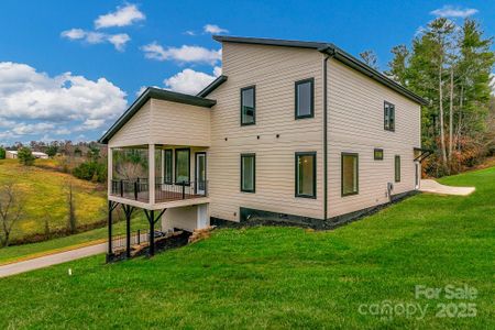 New construction Single-Family house 52 Temujin Dr, Leicester, NC 28748 - image