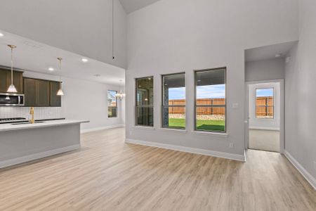 New construction Single-Family house 10632 Moss Cove Dr, Fort Worth, TX 76036 plan Kendall - image 20