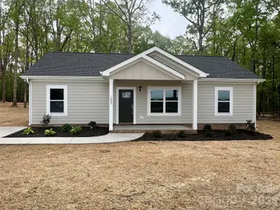 New construction Single-Family house 1605 N Sutherland Ave, Monroe, NC 28110 - image