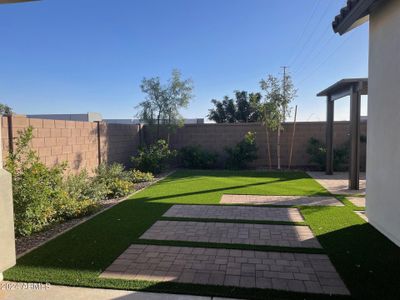 New construction Single-Family house 22431 E Oriole Way, Queen Creek, AZ 85142 - photo 7 7