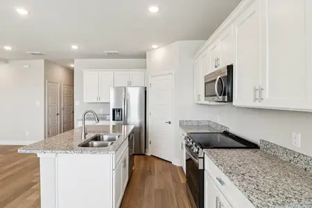 New construction Multi-Family house 7150 Magnolia Crk, San Antonio, TX 78252 - image 13