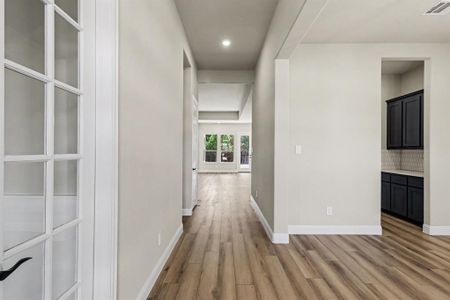 New construction Single-Family house 7020 Southrock Rd, Midlothian, TX 76065 - image 17