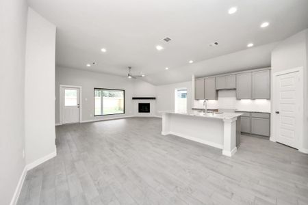 New construction Single-Family house 24526 Bradbury Woods Dr, Spring, TX 77373 plan 210 - image 7