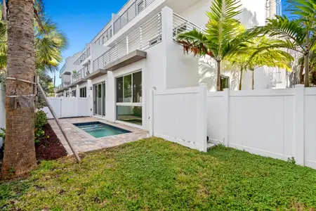 New construction Townhouse house 11 Se 11Th Ave, Fort Lauderdale, FL 33301 - image